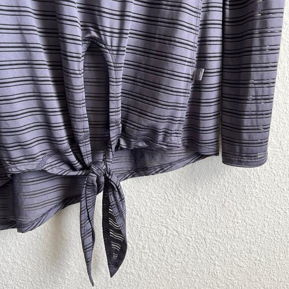 Lululemon Tie Your Practice Top Women's 8 Gray Moonwalk Stripe Activewear Gym - Picture 4 of 6